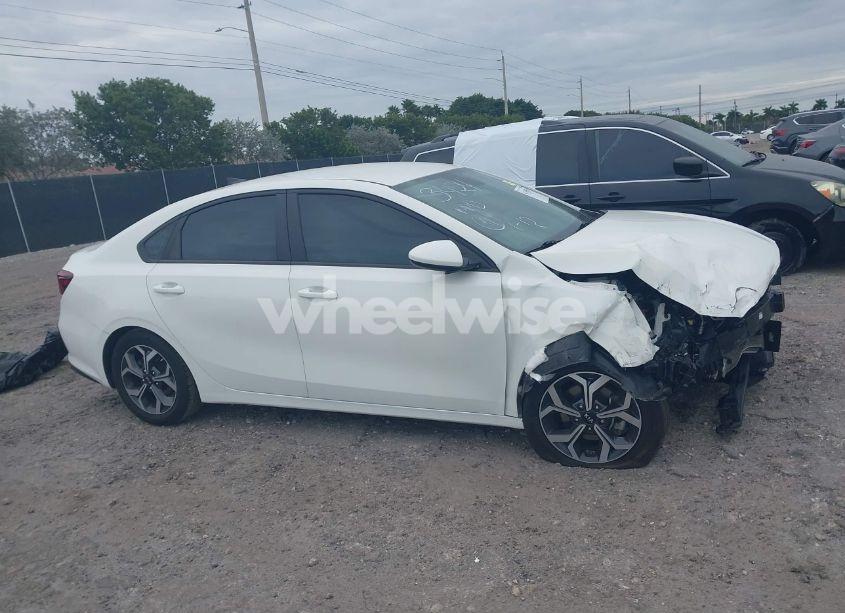 Photo 13 of 2020 Kia Forte LXS (VIN 3KPF24AD3LE243424)