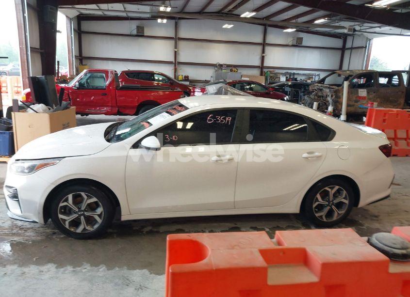 Photo 14 of 2020 Kia Forte LXS (VIN 3KPF24AD3LE243519)
