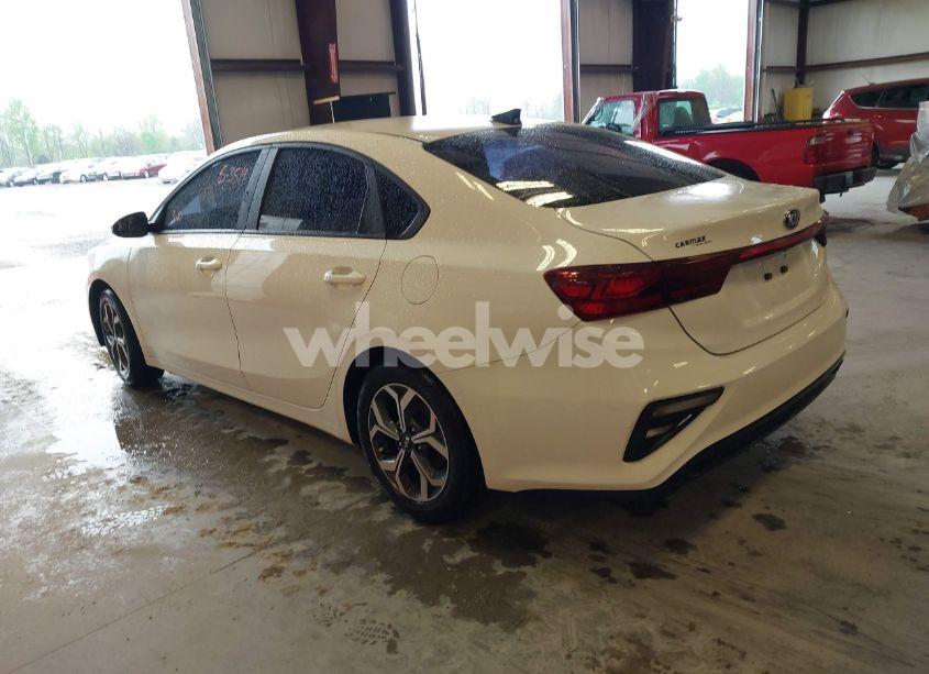 Photo 3 of 2020 Kia Forte LXS (VIN 3KPF24AD3LE243519)