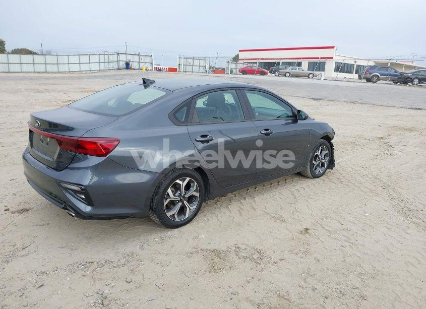 Photo 4 of 2020 Kia Forte LXS (VIN 3KPF24AD3LE246369)
