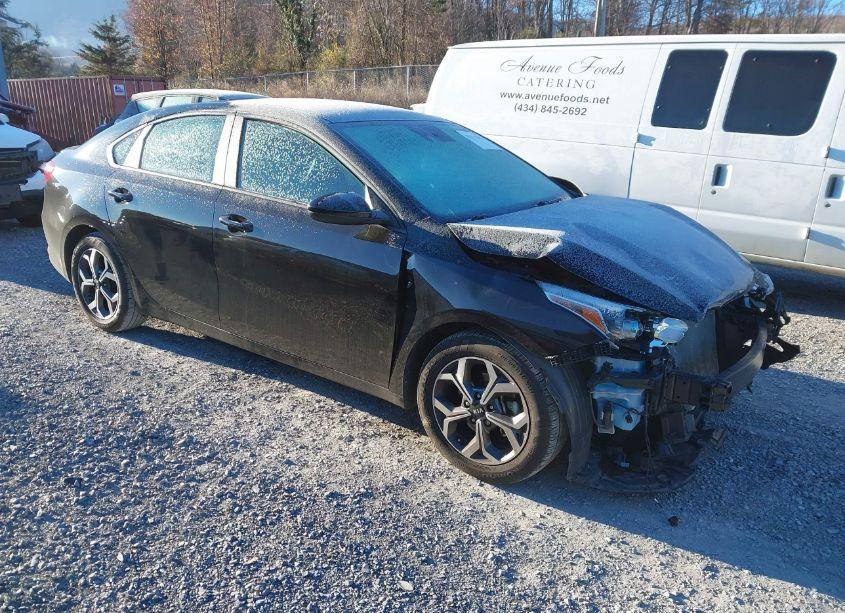 2020 Kia Forte LXS (VIN 3KPF24AD3LE246498) main photo