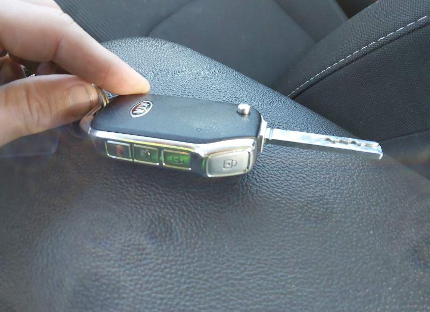 Photo 11 of 2020 Kia Forte LXS (VIN 3KPF24AD3LE246498)