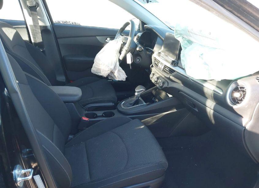 Photo 5 of 2020 Kia Forte LXS (VIN 3KPF24AD3LE246498)