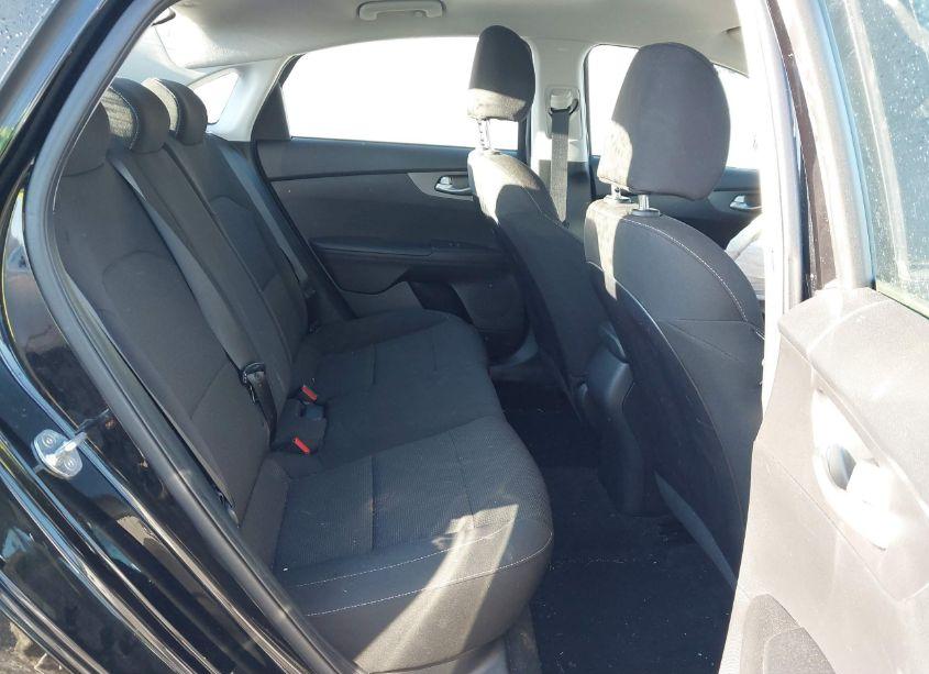 Photo 8 of 2020 Kia Forte LXS (VIN 3KPF24AD3LE246498)