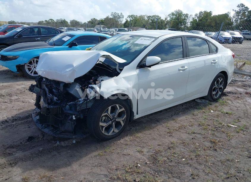 Photo 2 of 2020 Kia Forte LXS (VIN 3KPF24AD3LE252091)