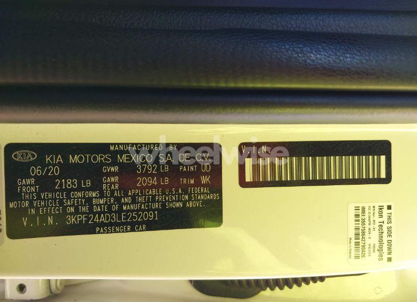 Photo 9 of 2020 Kia Forte LXS (VIN 3KPF24AD3LE252091)