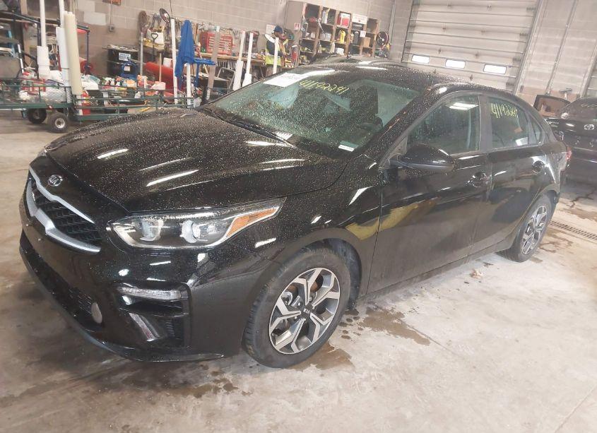 Photo 2 of 2020 Kia Forte LXS (VIN 3KPF24AD3LE260241)