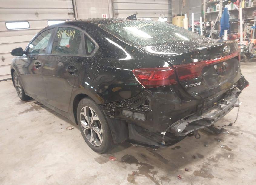 Photo 3 of 2020 Kia Forte LXS (VIN 3KPF24AD3LE260241)