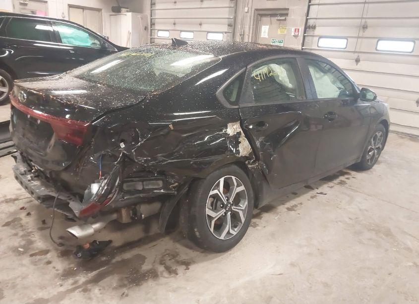 Photo 4 of 2020 Kia Forte LXS (VIN 3KPF24AD3LE260241)