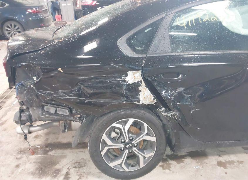 Photo 6 of 2020 Kia Forte LXS (VIN 3KPF24AD3LE260241)