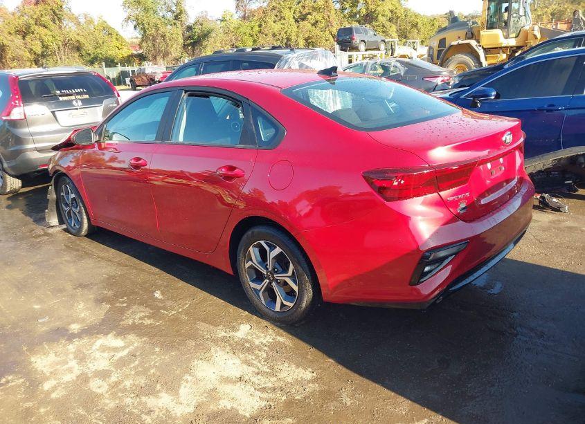 Photo 3 of 2021 Kia Forte LXS (VIN 3KPF24AD3ME284282)