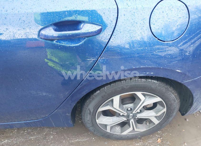 Photo 6 of 2021 Kia Forte LXS (VIN 3KPF24AD3ME284993)