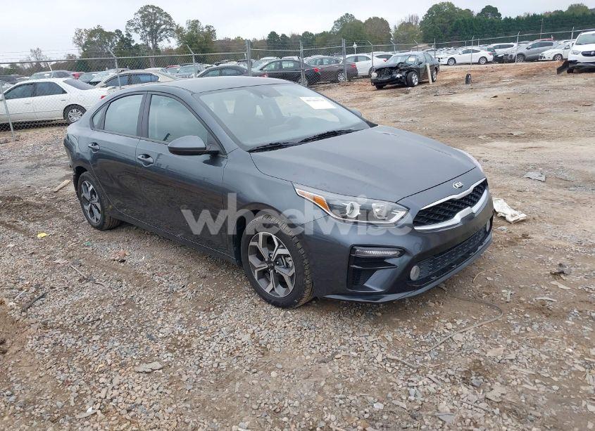 2021 Kia Forte LXS (VIN 3KPF24AD3ME335571) main photo