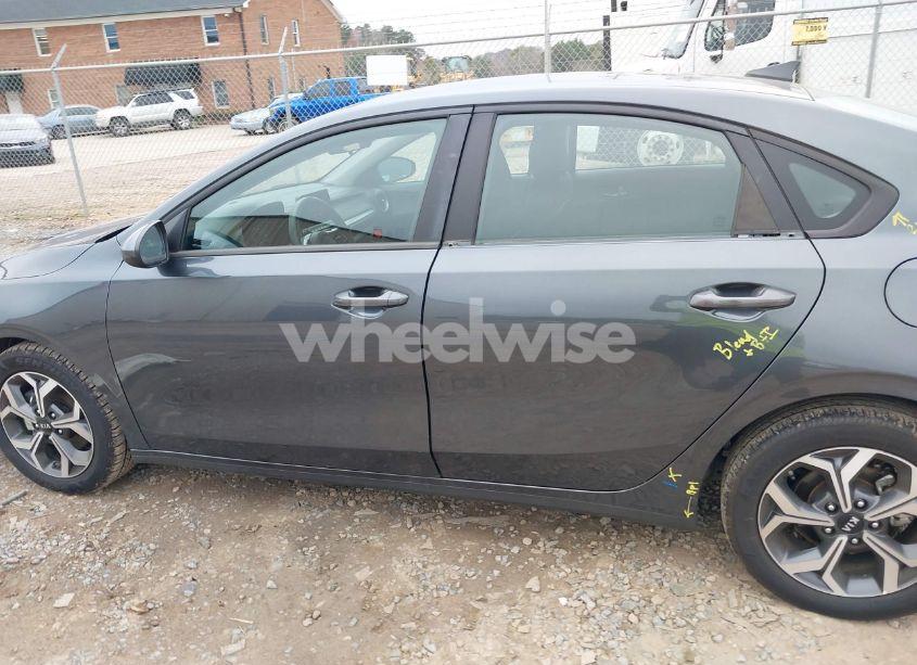 Photo 14 of 2021 Kia Forte LXS (VIN 3KPF24AD3ME335571)