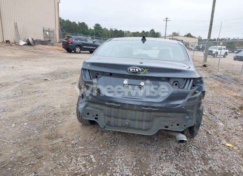 Photo 16 of 2021 Kia Forte LXS (VIN 3KPF24AD3ME335571)
