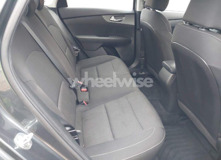 Photo 8 of 2021 Kia Forte LXS (VIN 3KPF24AD3ME335571)