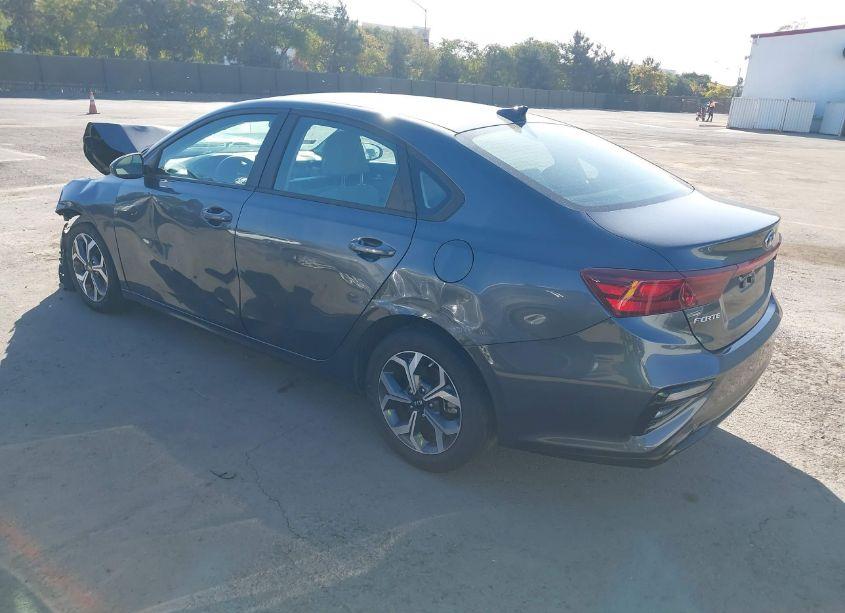 Photo 3 of 2021 Kia Forte LXS (VIN 3KPF24AD3ME355514)