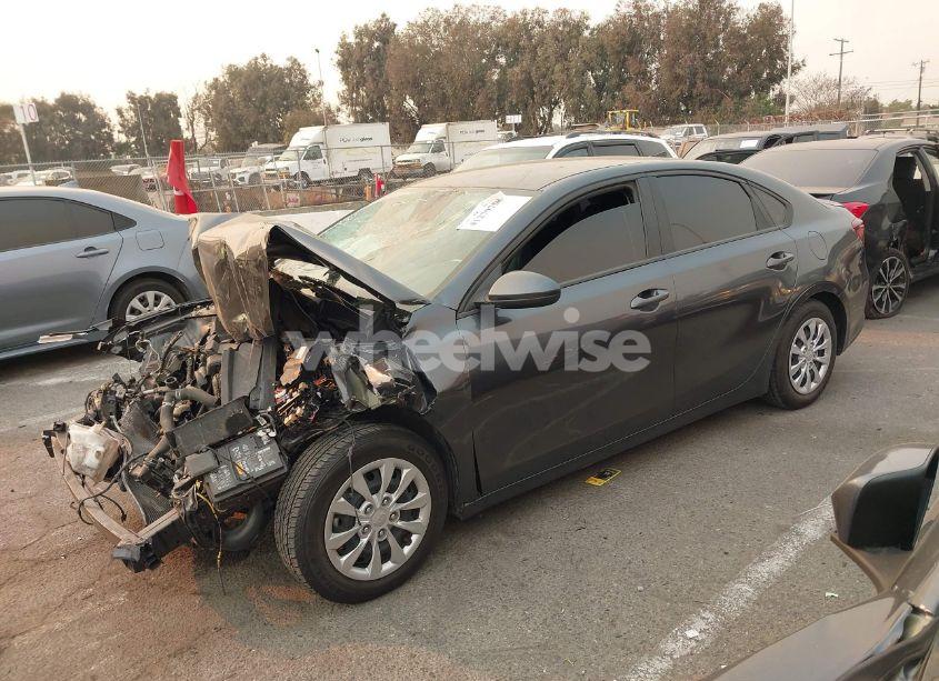 Photo 14 of 2021 Kia Forte FE (VIN 3KPF24AD3ME394653)