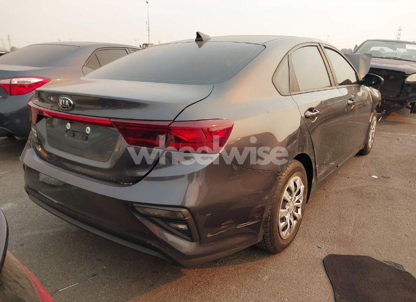 Photo 4 of 2021 Kia Forte FE (VIN 3KPF24AD3ME394653)