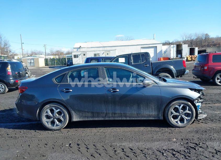 Photo 13 of 2021 Kia Forte LXS (VIN 3KPF24AD3ME397536)