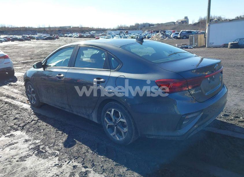 Photo 3 of 2021 Kia Forte LXS (VIN 3KPF24AD3ME397536)