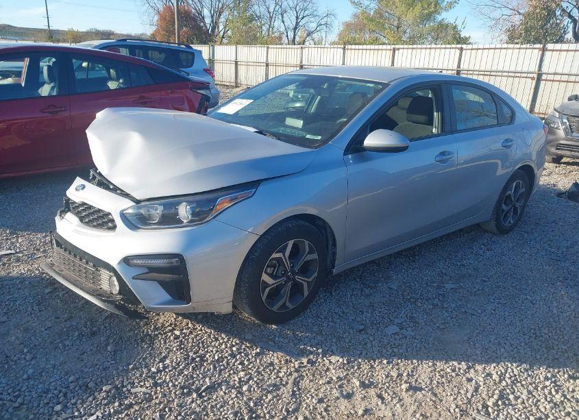 Photo 2 of 2021 Kia Forte LXS (VIN 3KPF24AD3ME413704)