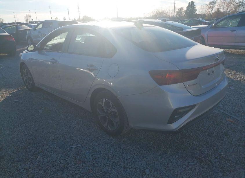 Photo 3 of 2021 Kia Forte LXS (VIN 3KPF24AD3ME413704)