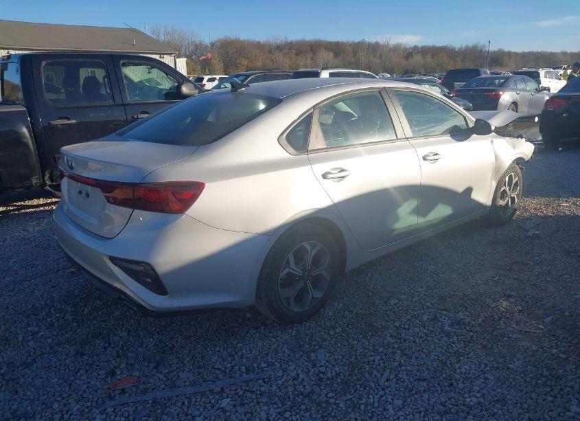 Photo 4 of 2021 Kia Forte LXS (VIN 3KPF24AD3ME413704)