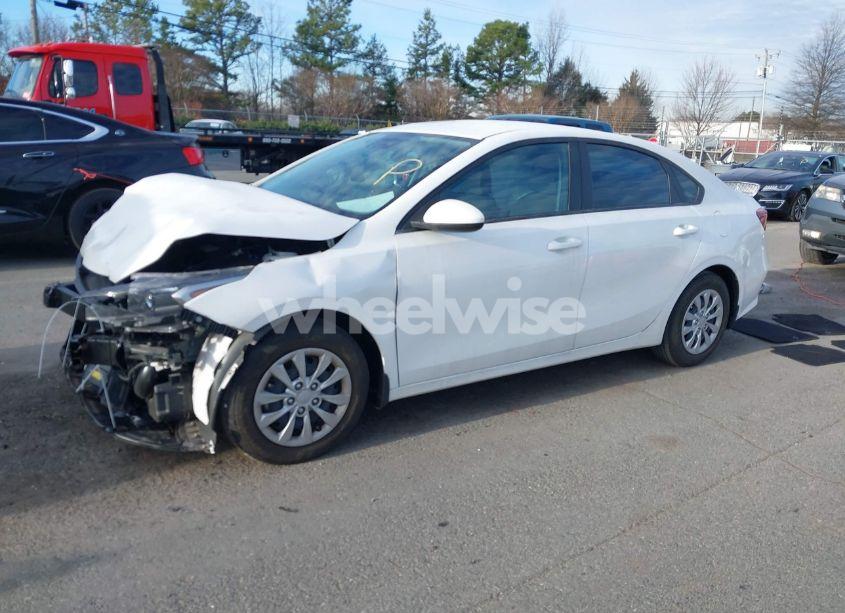 Photo 2 of 2022 Kia Forte FE (VIN 3KPF24AD3NE451208)