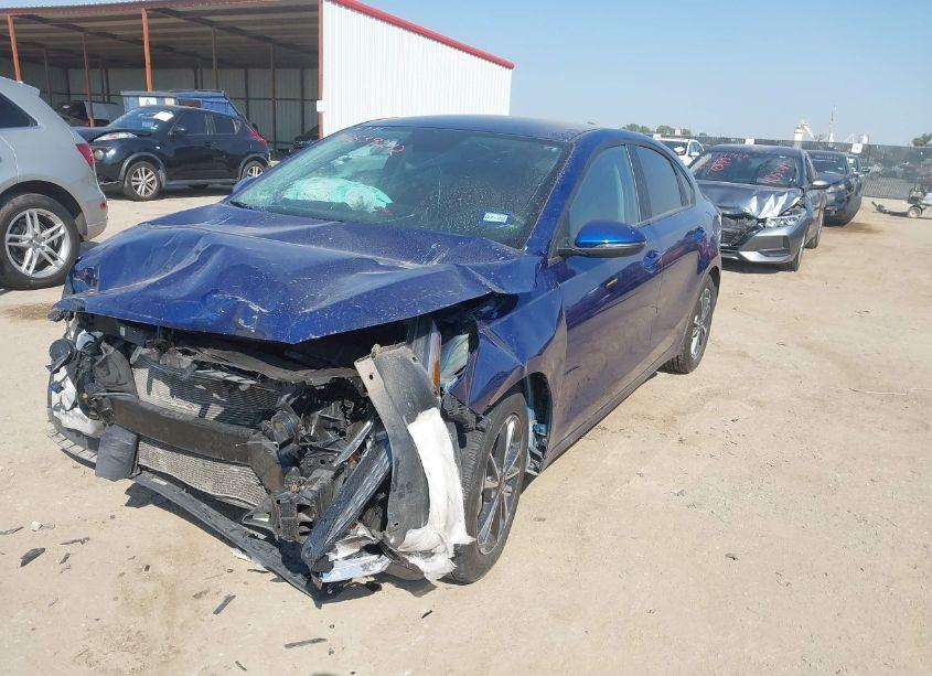 Photo 6 of 2022 Kia Forte LXS (VIN 3KPF24AD3NE468073)