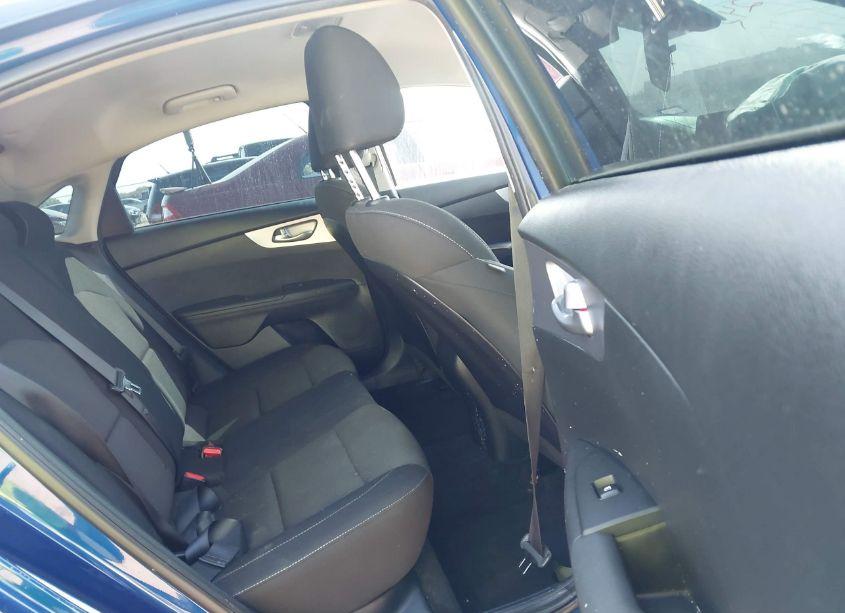 Photo 8 of 2022 Kia Forte LXS (VIN 3KPF24AD3NE468073)