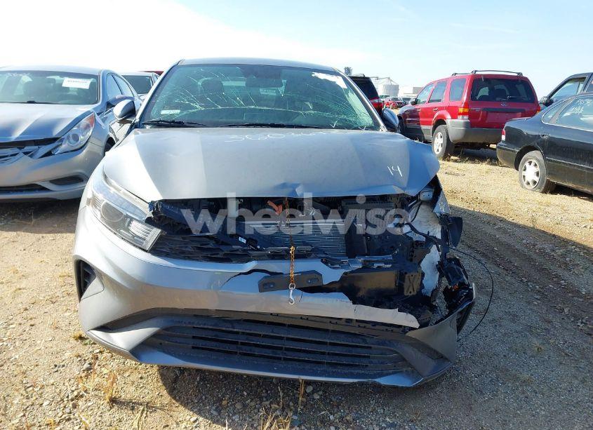 Photo 12 of 2022 Kia Forte LXS (VIN 3KPF24AD3NE503081)