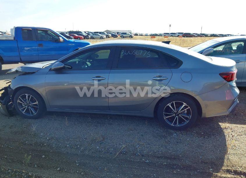 Photo 14 of 2022 Kia Forte LXS (VIN 3KPF24AD3NE503081)