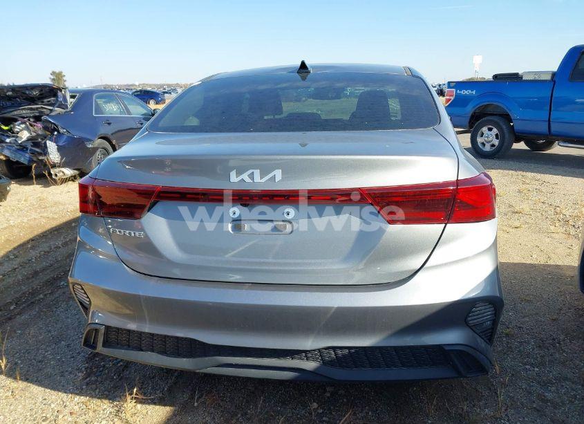 Photo 15 of 2022 Kia Forte LXS (VIN 3KPF24AD3NE503081)