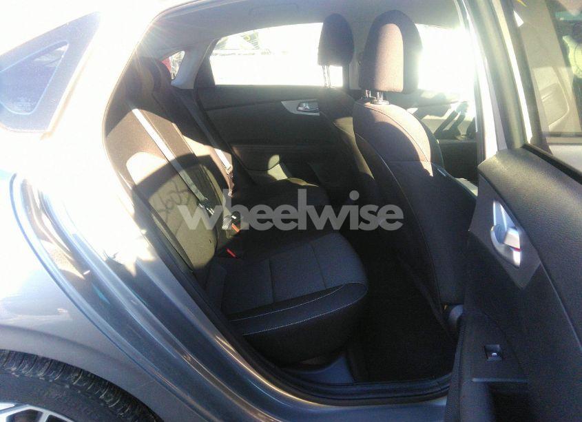 Photo 8 of 2022 Kia Forte LXS (VIN 3KPF24AD3NE503081)