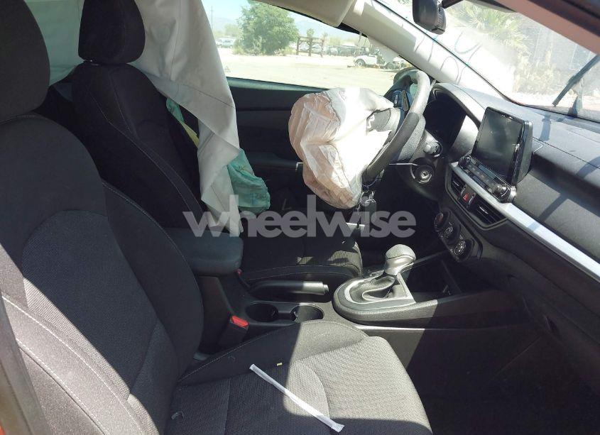 Photo 5 of 2023 Kia Forte LXS (VIN 3KPF24AD3PE509773)