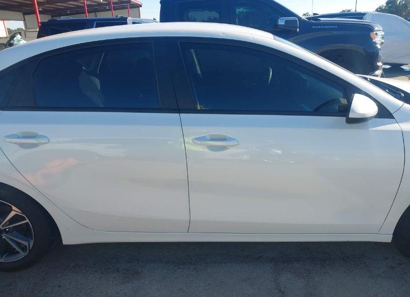 Photo 13 of 2023 Kia Forte LXS (VIN 3KPF24AD3PE539081)