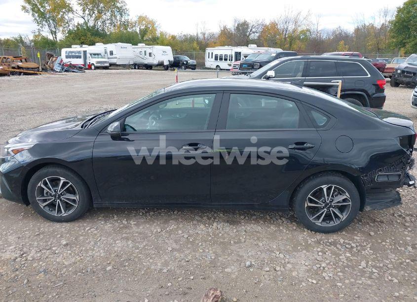 Photo 15 of 2023 Kia Forte LXS (VIN 3KPF24AD3PE549805)