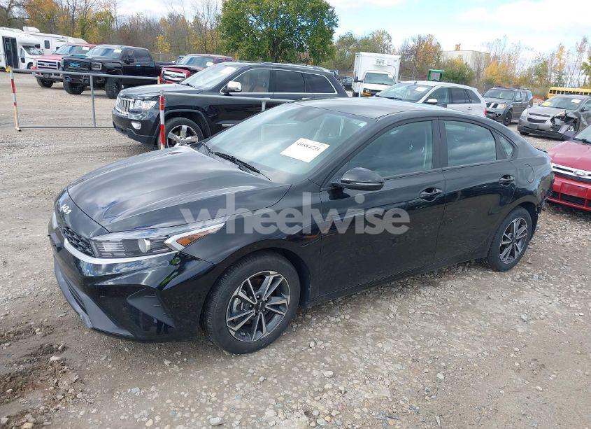 Photo 2 of 2023 Kia Forte LXS (VIN 3KPF24AD3PE549805)