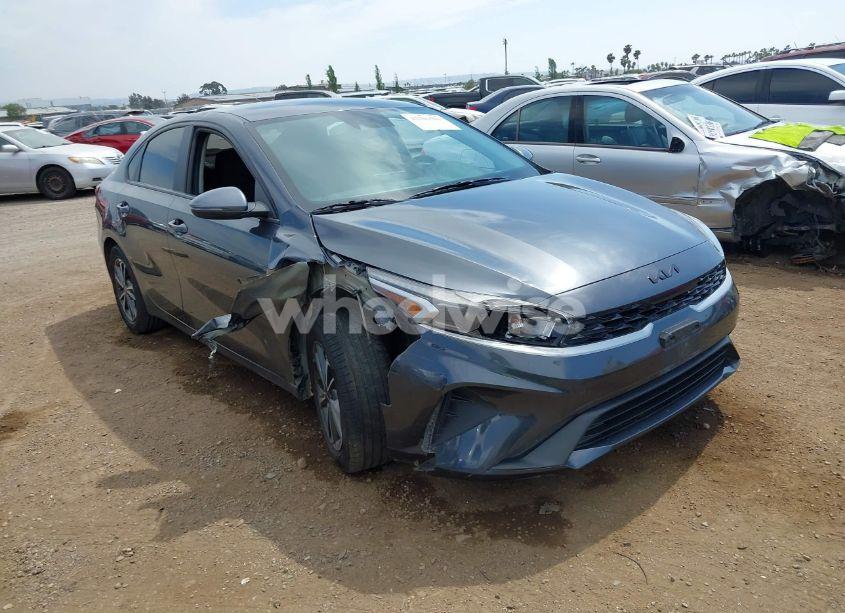 2023 Kia Forte LXS (VIN 3KPF24AD3PE575711) main photo