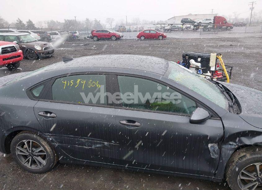 Photo 13 of 2023 Kia Forte LXS (VIN 3KPF24AD3PE588118)