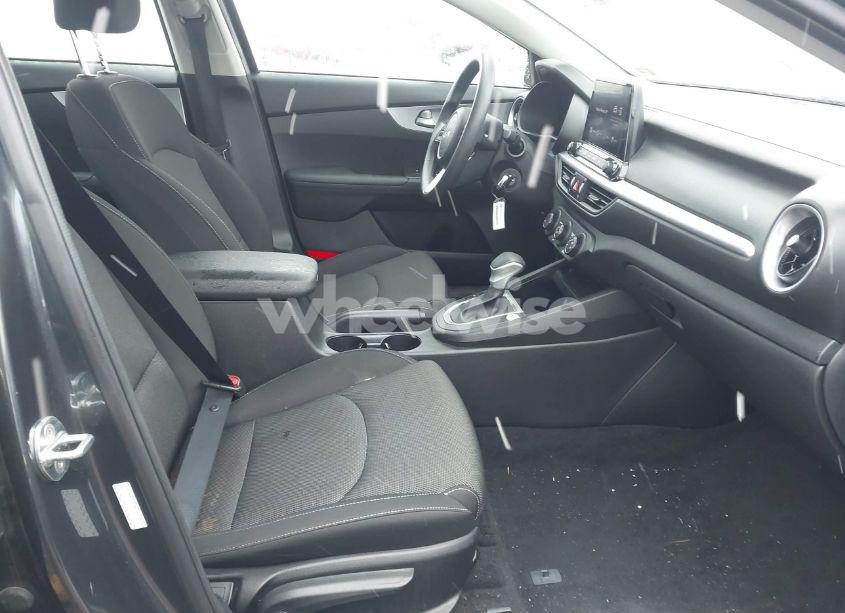 Photo 5 of 2023 Kia Forte LXS (VIN 3KPF24AD3PE588118)