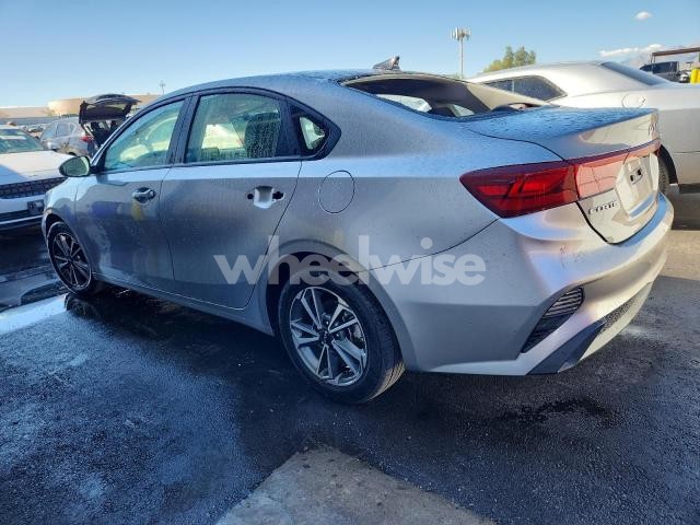 2023 KIA FORTE LX (VIN 3KPF24AD3PE598597) main photo