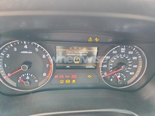 Photo 5 of 2023 KIA FORTE LX (VIN 3KPF24AD3PE598597)