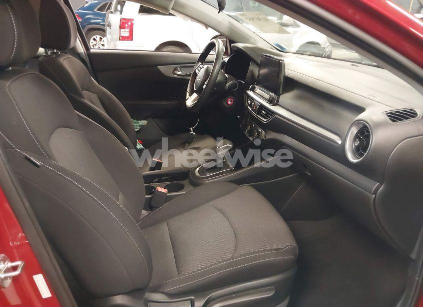 Photo 5 of 2023 Kia Forte LXS (VIN 3KPF24AD3PE606116)