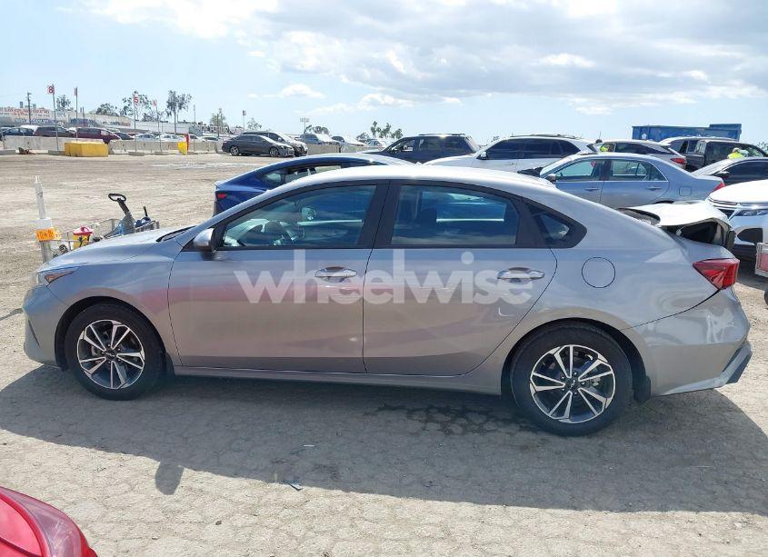 Photo 14 of 2023 Kia Forte LXS (VIN 3KPF24AD3PE617505)