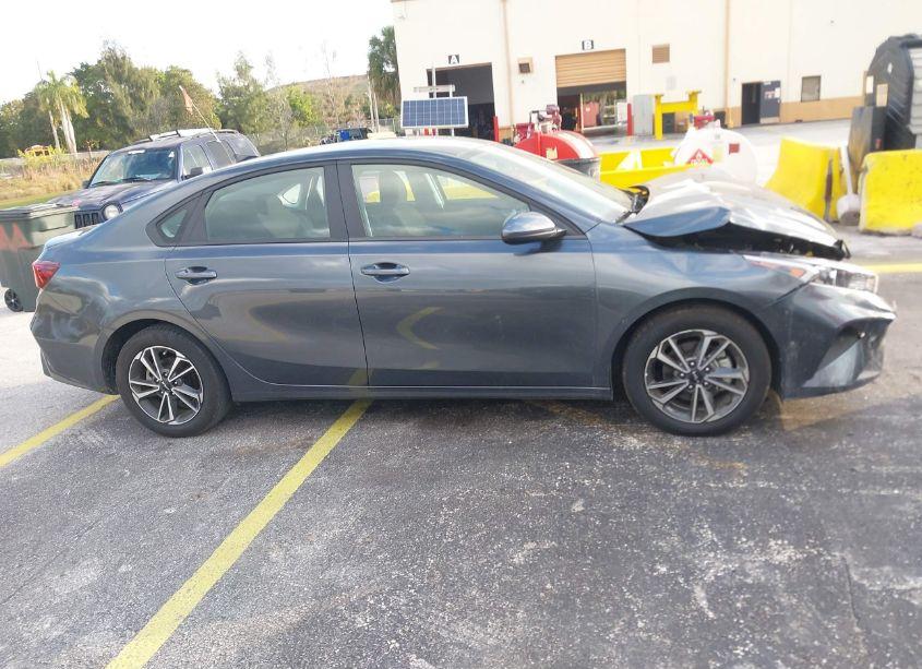 Photo 13 of 2023 Kia Forte LXS (VIN 3KPF24AD3PE680121)