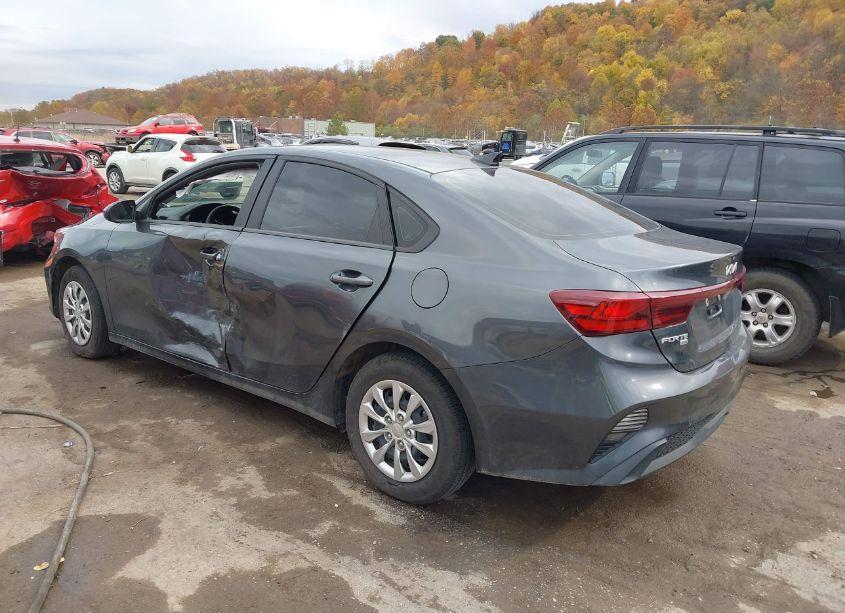 Photo 3 of 2023 Kia Forte LX (VIN 3KPF24AD3PE685402)