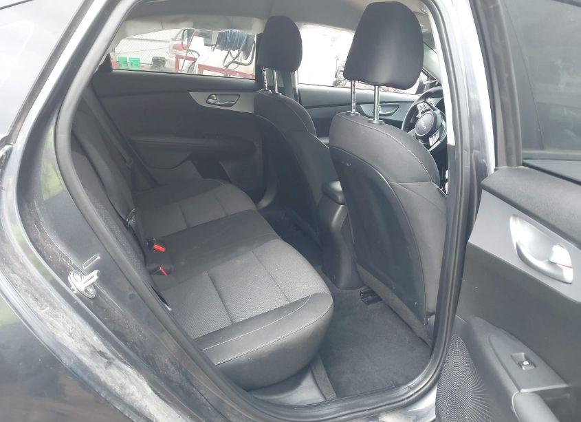 Photo 8 of 2023 Kia Forte LX (VIN 3KPF24AD3PE685402)