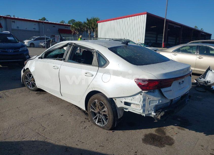 Photo 3 of 2023 Kia Forte LXS (VIN 3KPF24AD3PE694455)